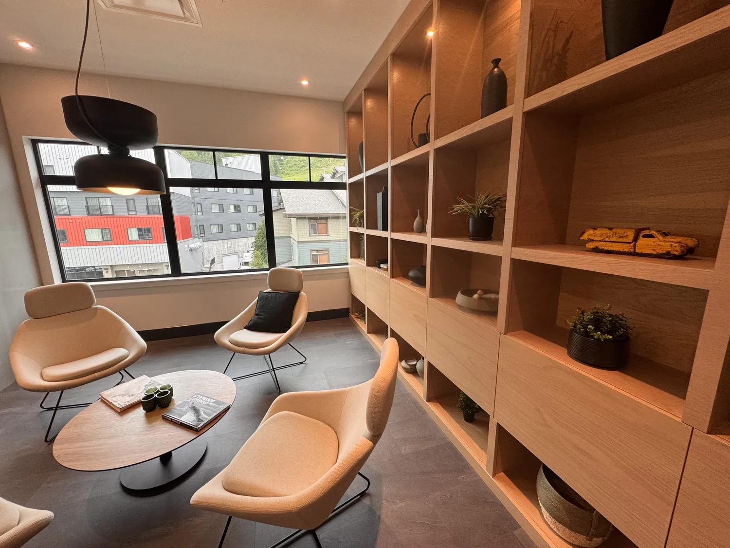 The Alice Lounge shared lounge and co-working space